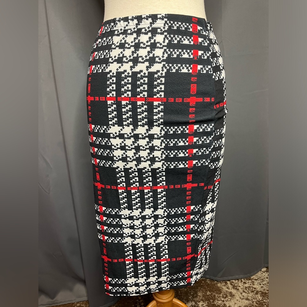 SHEIN Plaid Print High Waist Knee Length Bodycon Pencil Skirt. - Picture 3 of 11